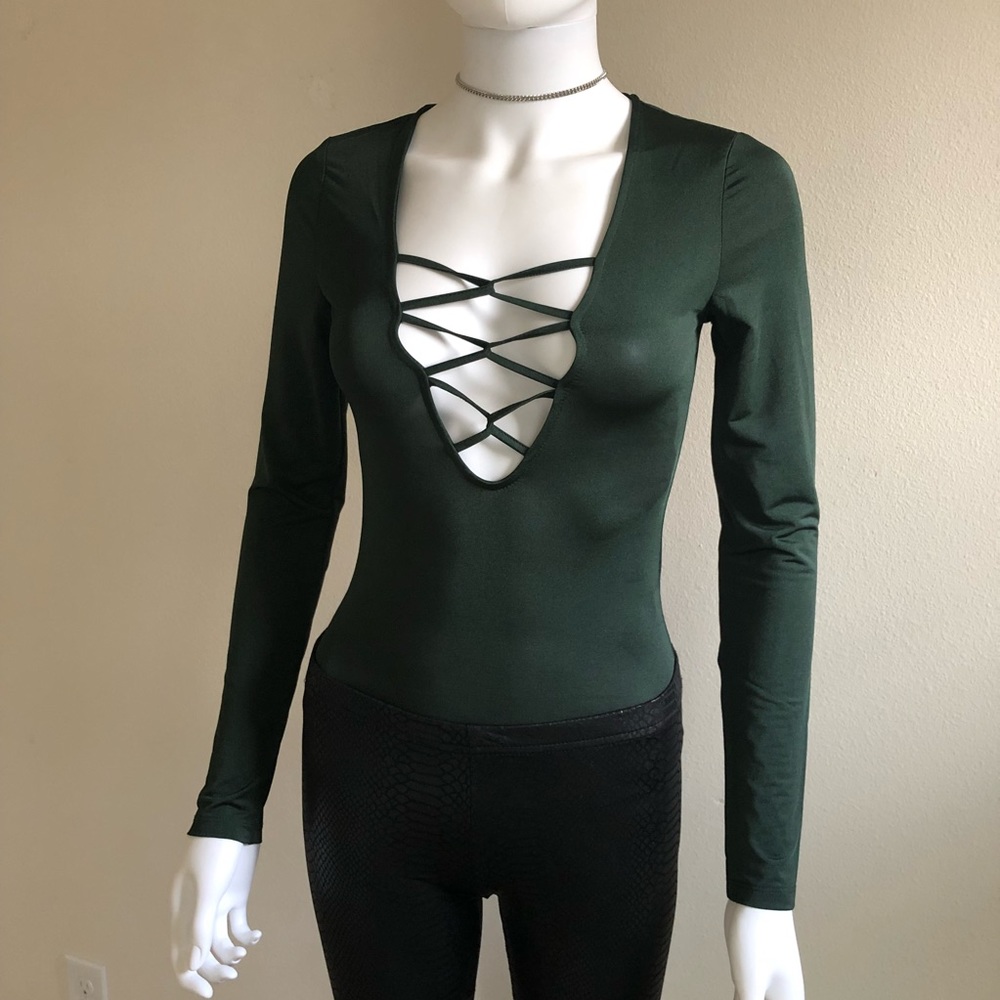 *NWT* bodysuit